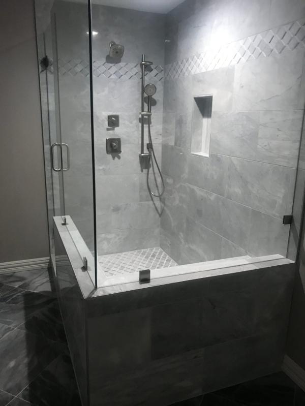 Marble corner shower